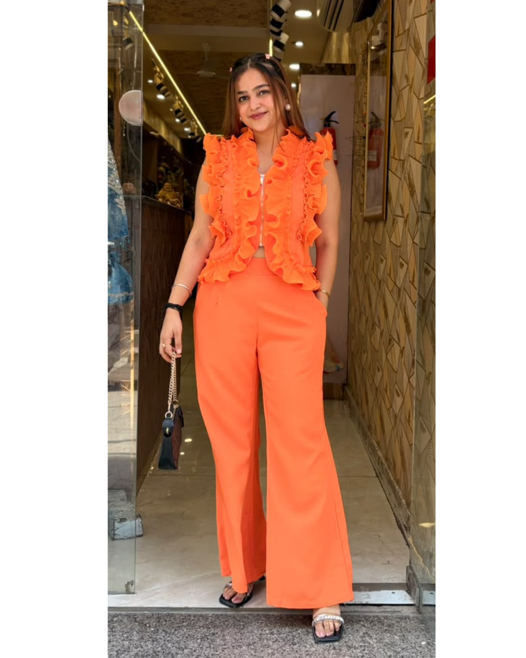 DIVA-RUFFLE CORDS