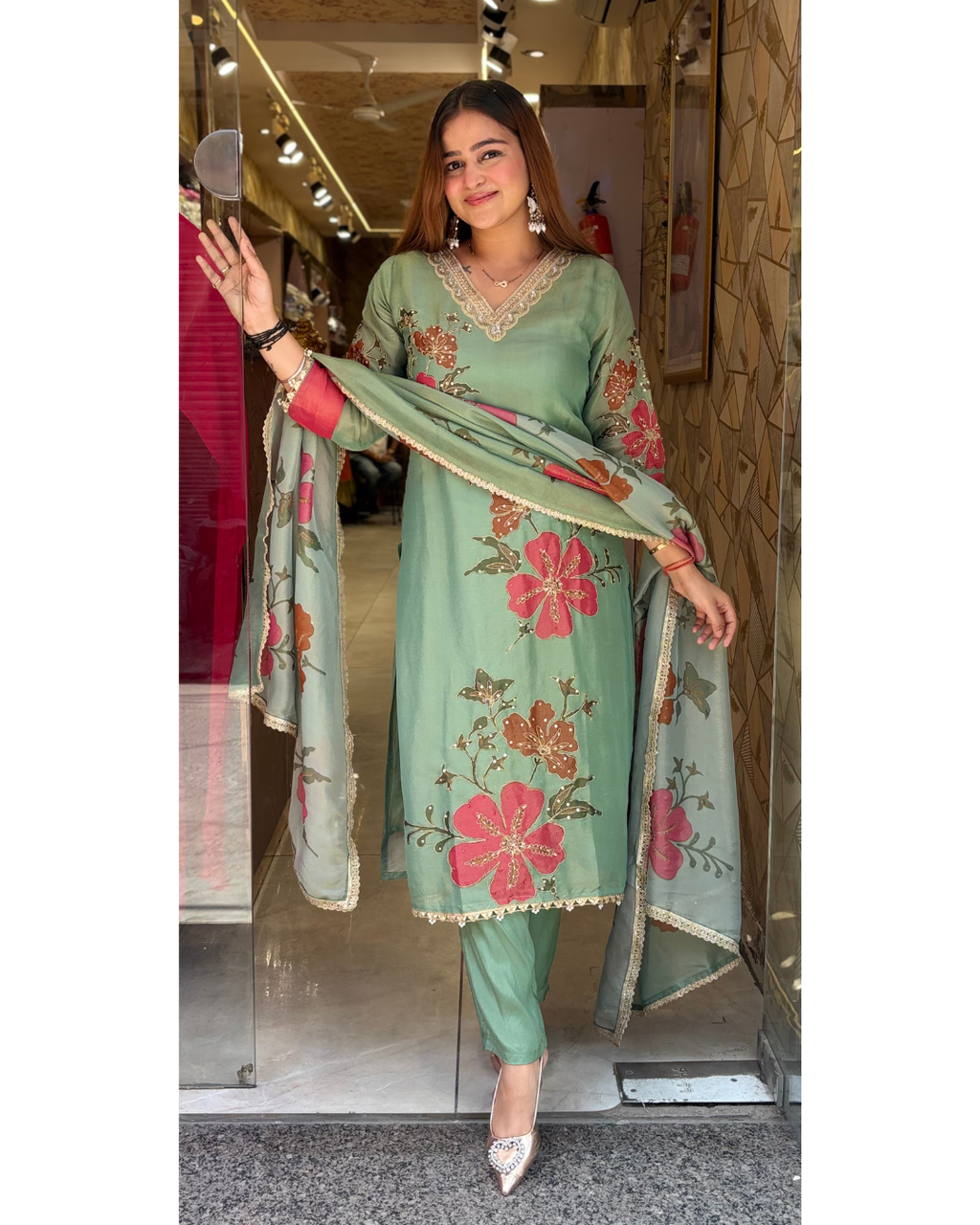 SEEMA-FLORAL SUIT