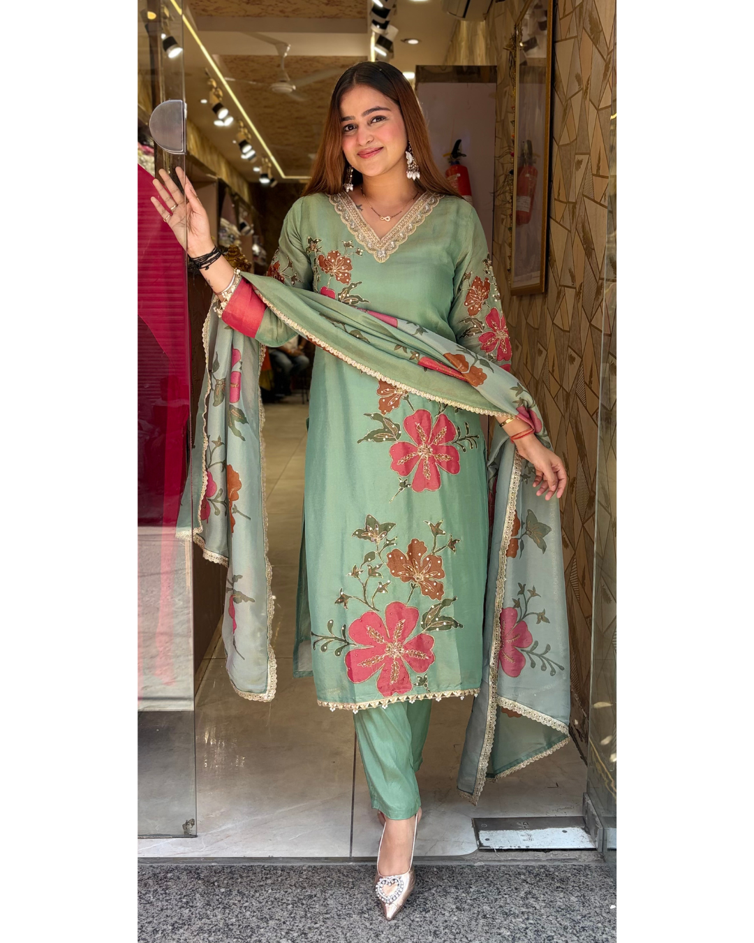 SEEMA-FLORAL SUIT