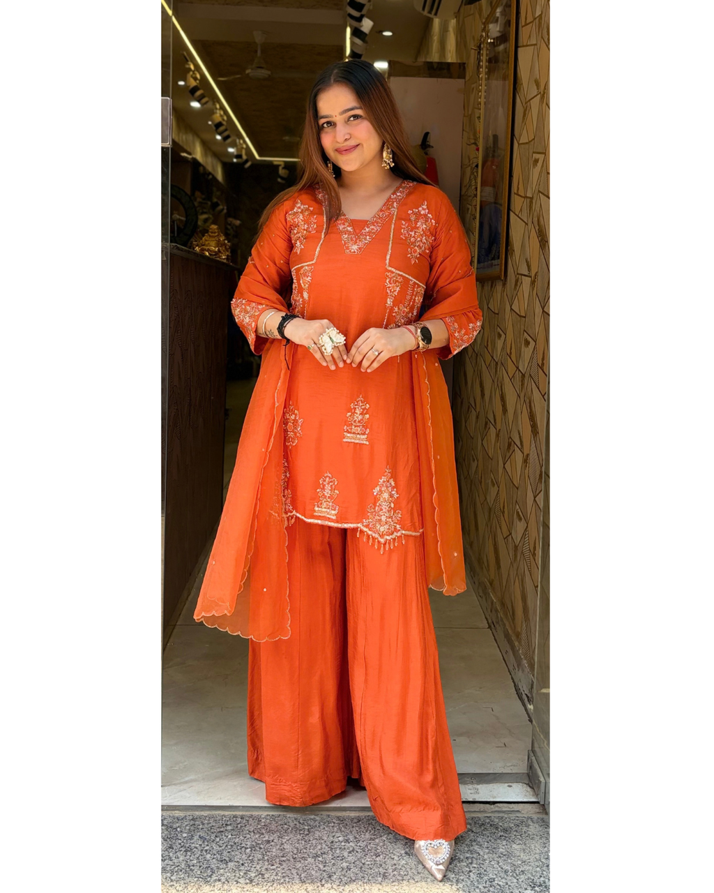 NEERU-PLAZO SET