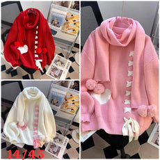 Heart It Up Designer Wollen Top with Scarf