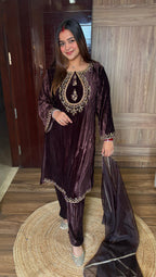 "QUEEN-BEE" 3 pc velvet suit