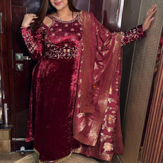 "MEHRA" Velvet Suit