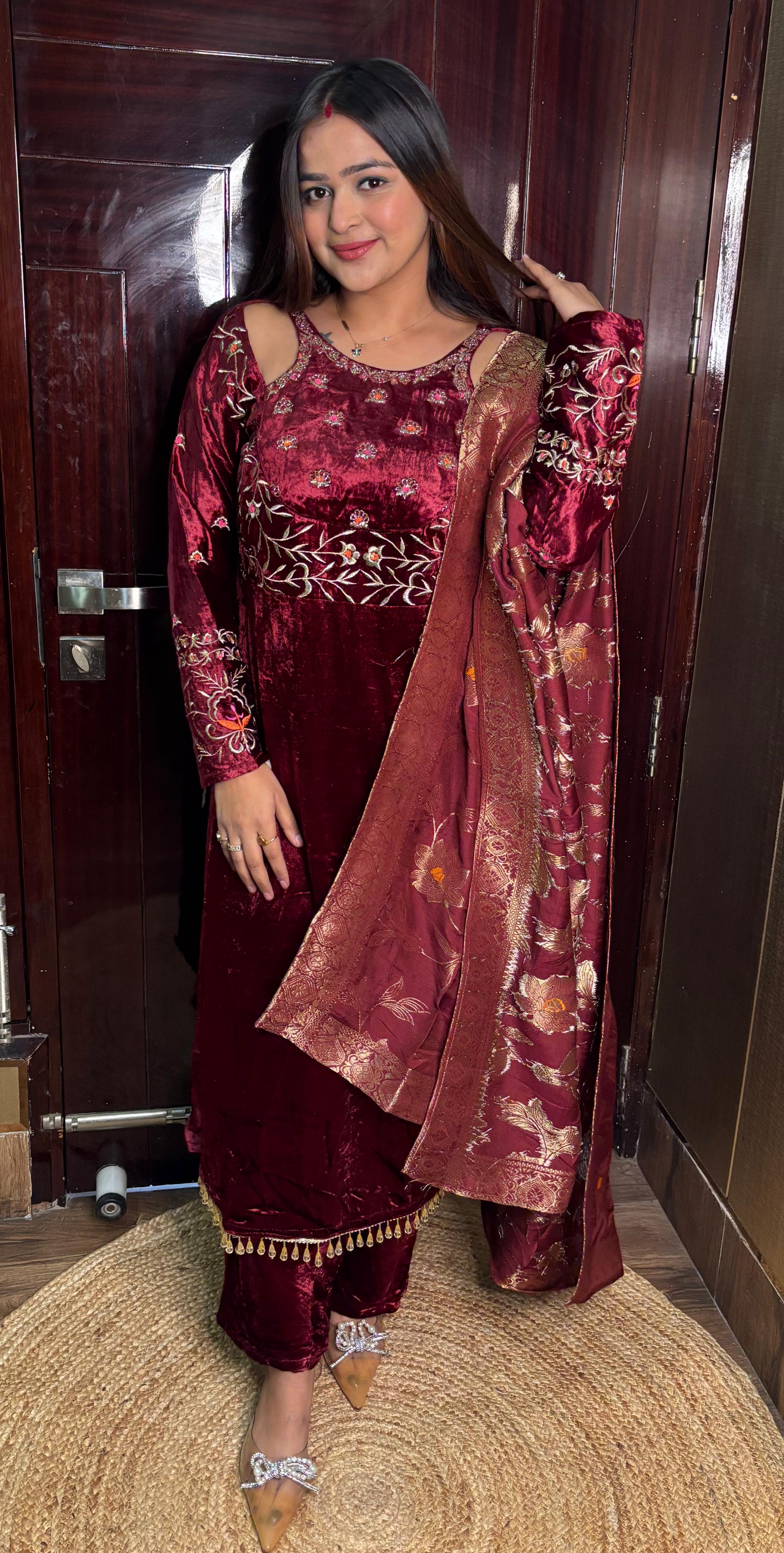 "MEHRA" Velvet Suit
