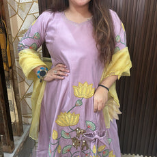 "HEER" MAUVE APPLIQUE" - 4 PIECE SUIT WITH POTLI