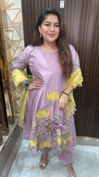 "HEER" MAUVE APPLIQUE" - 4 PIECE SUIT WITH POTLI