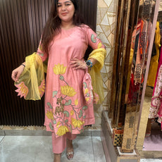 "HEER" APPLIQUE PINK "- 4 piece suit.