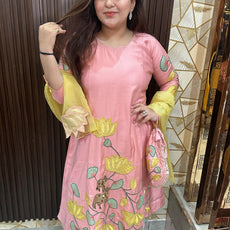 "HEER" APPLIQUE PINK "- 4 piece suit.